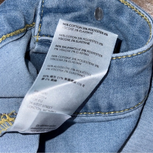 WE THE FREE Pull-On Flare Jeans Blue Boho - Picture 8 of 13